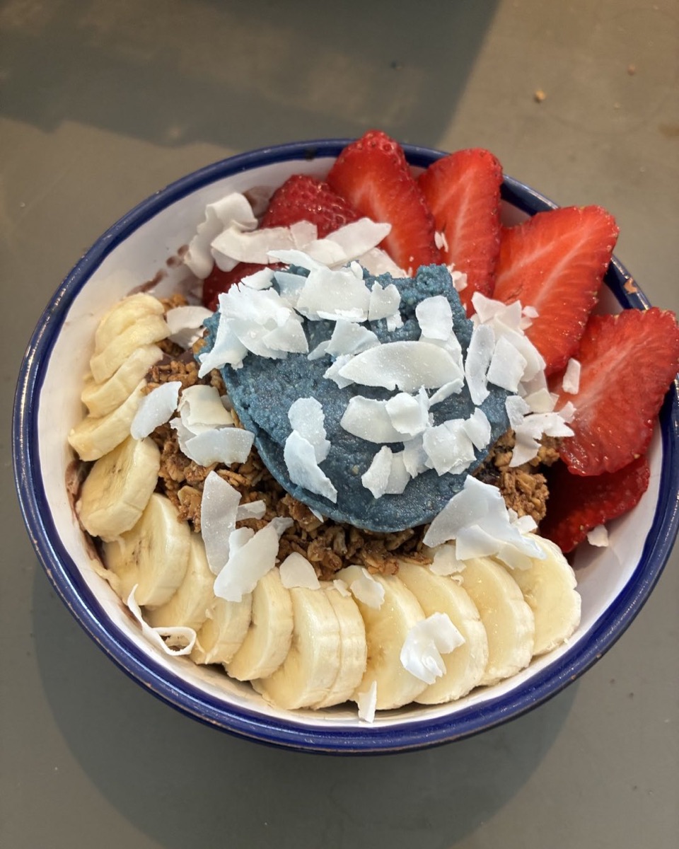 Blue Dream açaí bowl